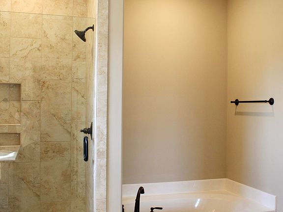 2nd image of 5290 N Montavale