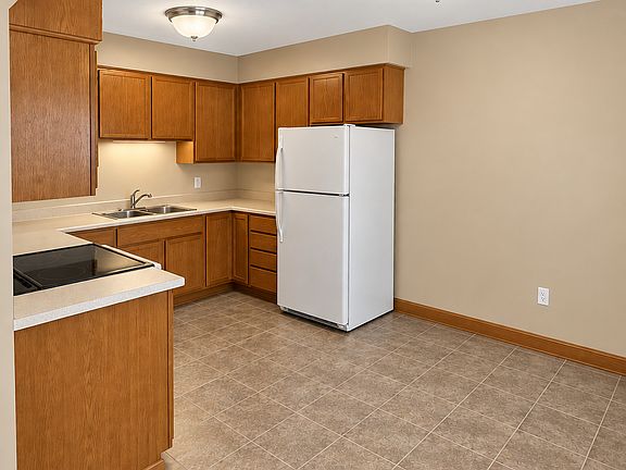 5th image of 2715 Ardsley Ln