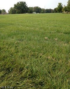 1st image of Cedar Ln