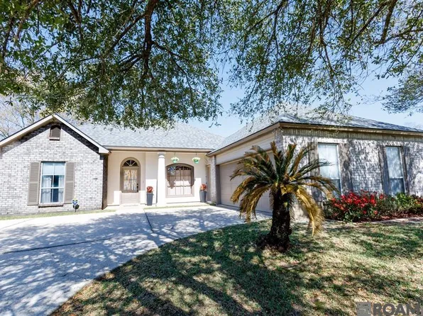 18307 Lake Orchid Dr, Baton Rouge, LA 70817