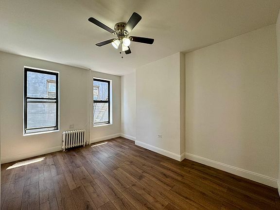 4th image of 300 E 104th St #2B