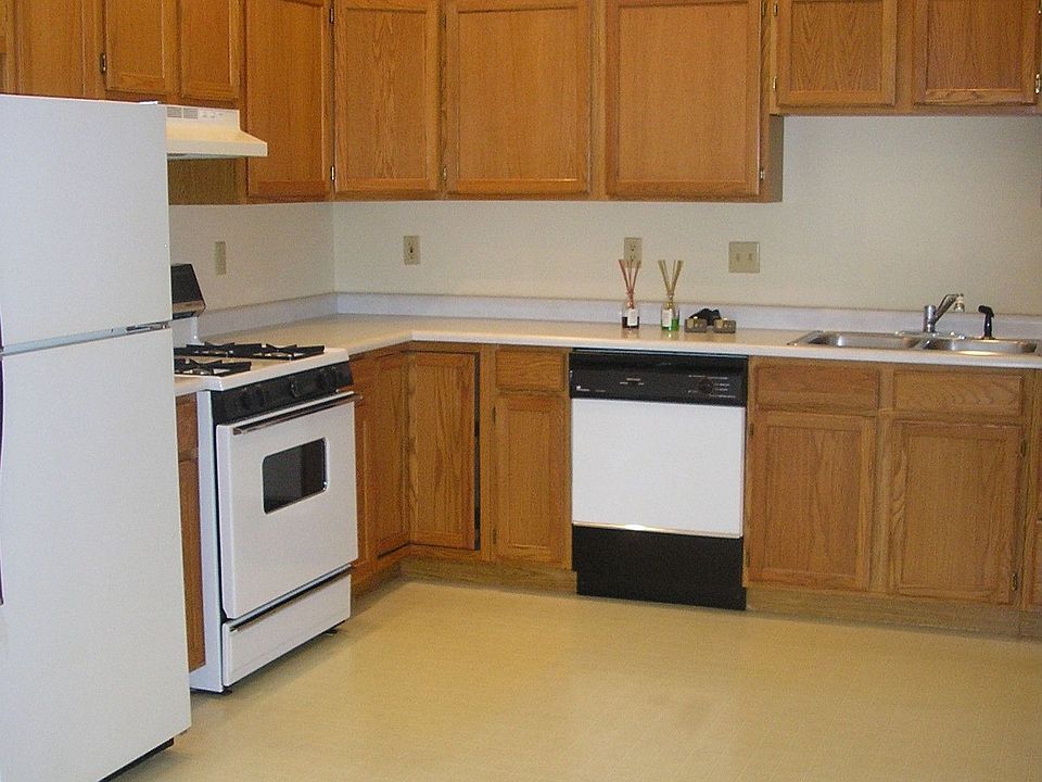 2nd image of 11165 Kemper Ave
