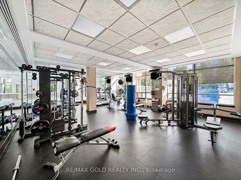 3504 Hurontario St #1607 — Photo 30