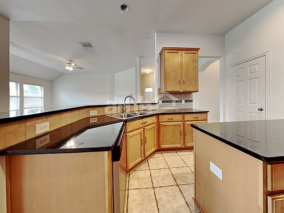 5th image of 1222 Coastal Dr