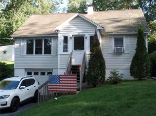 26 Mac Farlane Rd, Wappingers Falls, NY 12590