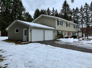 4605 Limeledge Rd, Marcellus, NY 13108