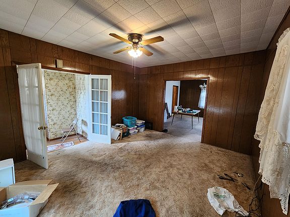 5th image of 720 E 3rd Ave