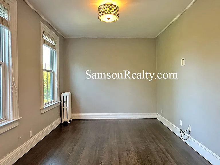 150 Brown St #B — Photo 5