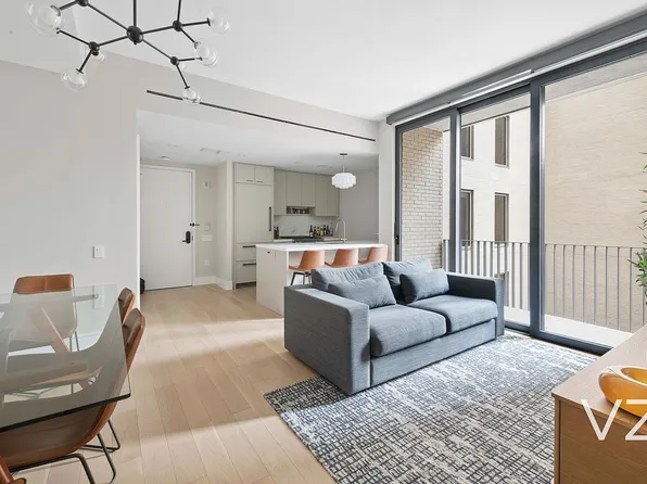 540 6th Ave #6F, New York, NY 10011