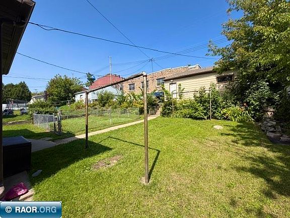 4th image of 312 1st St SW