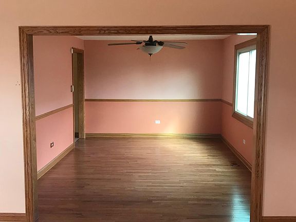 4th image of 17409 Highwood Dr
