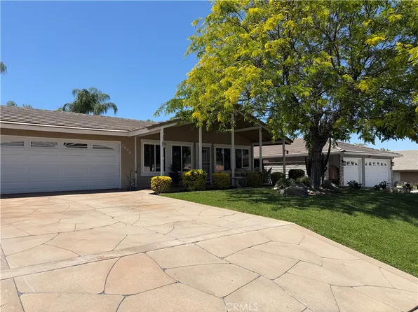 30001 Vacation Dr, Canyon Lake, CA 92587