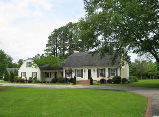 221 Fox Bay Rd, Loris, SC 29569