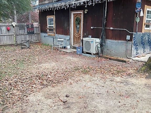Side view of kitchen
