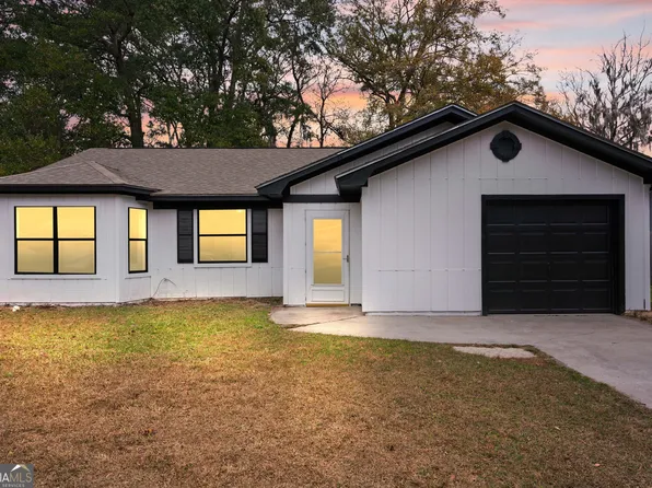 102 Sunnyside Dr, Saint Marys, GA 31558