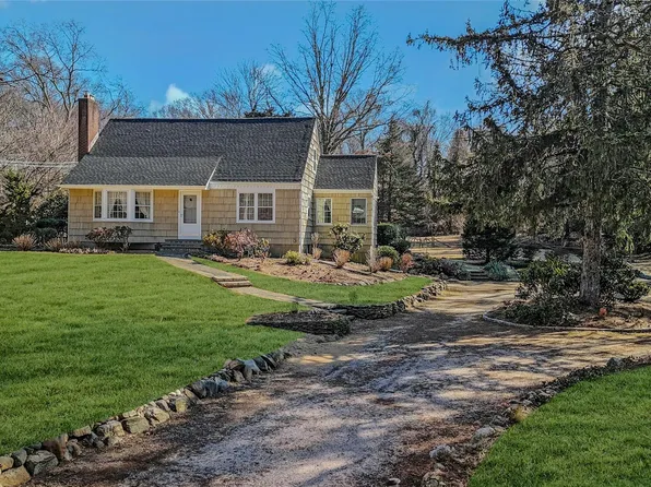 41 Dunlop Road, Huntington, NY 11743