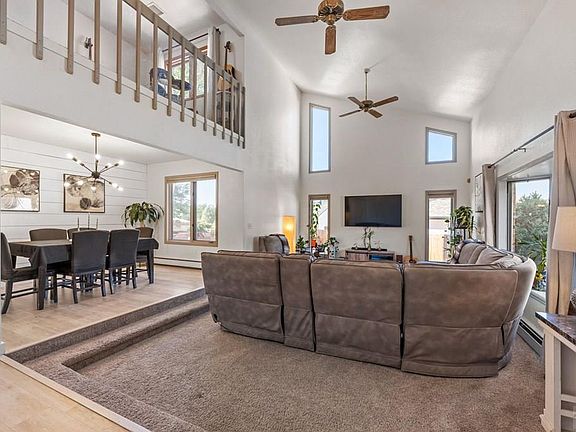 3rd image of 111 Ironweed Dr