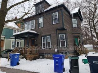 77 Loomis St, Burlington, VT 05401