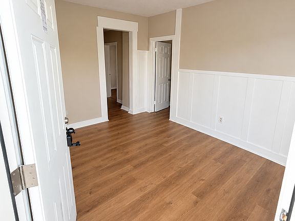 2nd image of 101 S Rooseveltunit 1