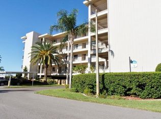 8211 Brent St APT 812, Port Richey, FL 34668