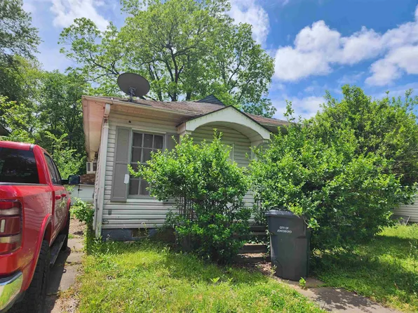 1119 W Huntington Ave, Jonesboro, AR 72401