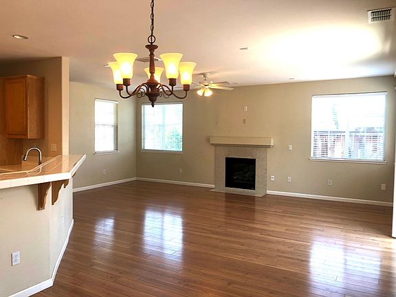 2nd image of 5164 Duren Cir