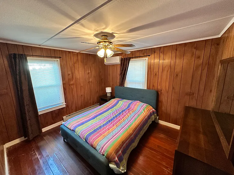 64 Flanders Rd — Photo 16