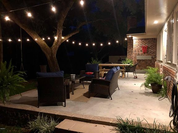 4th image of 2361 Sandalwood Pl