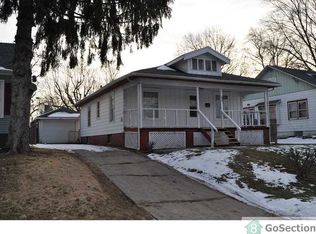 57 S State St, Danville, IL 61832