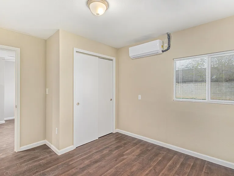 1802 N 26th Pl — Photo 18