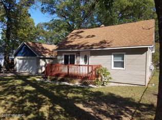 2908 Stratford St, Norton Shores, MI