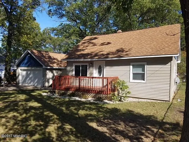 2908 Stratford St photo 1