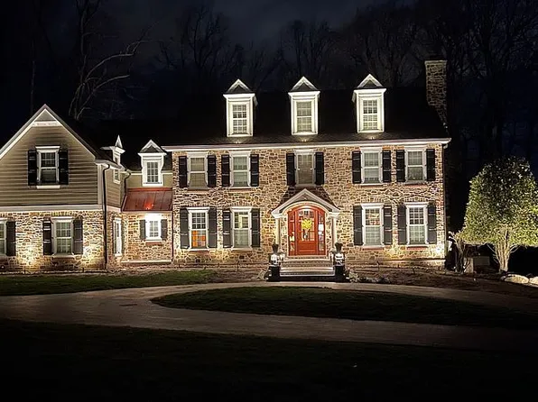 1 Whitehorse Meadows Rd, Malvern, PA 19355