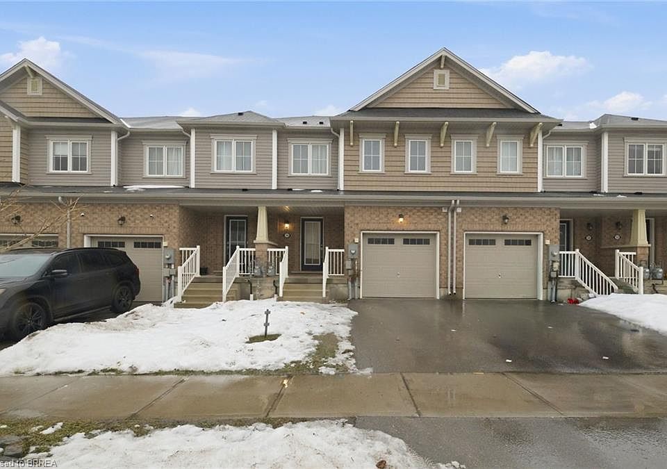 1st image of 126 Munro Cir