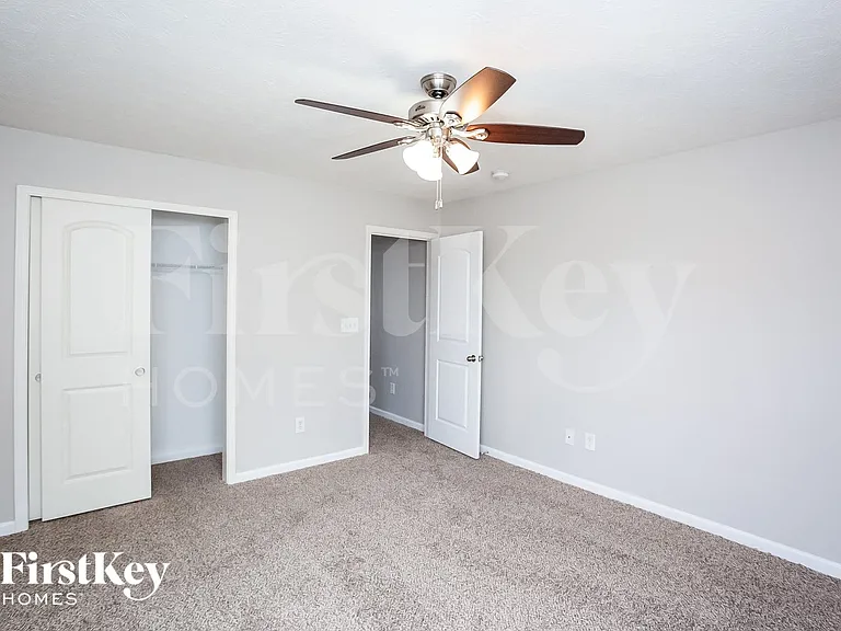 15515 Sibley Ln — Photo 10