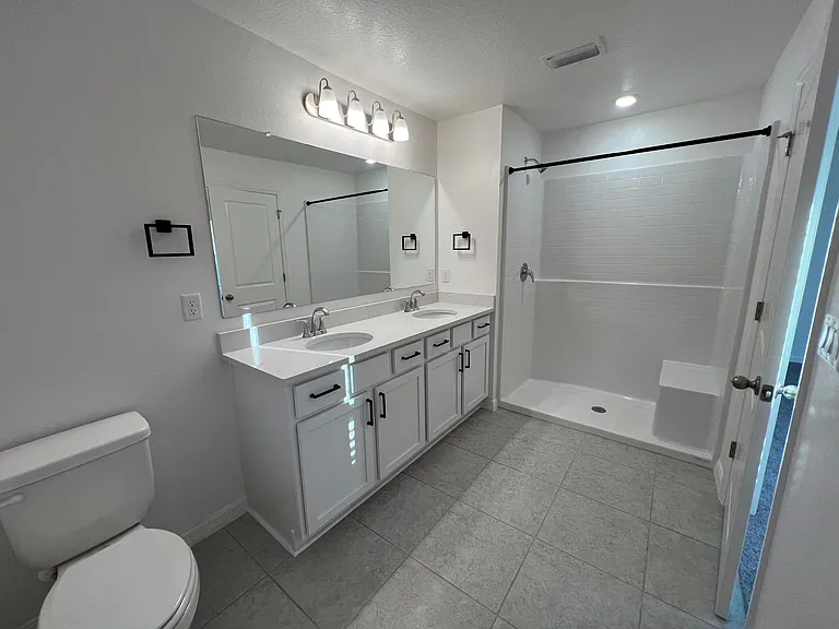 3904 Academia Ave — Photo 15