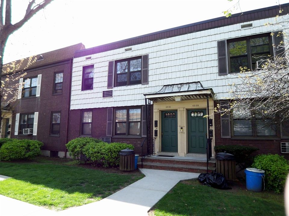 1st image of 6991 Park Dr E #B