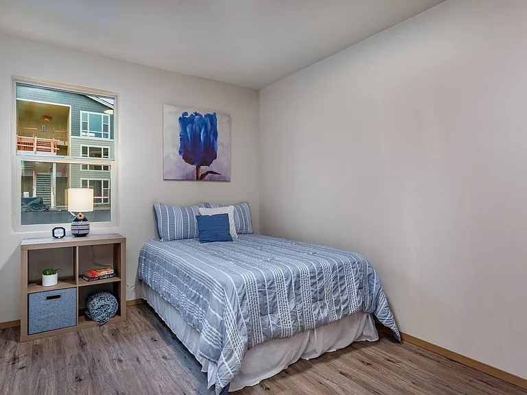 M1249 - Park Terrace Apartments — Photo 11