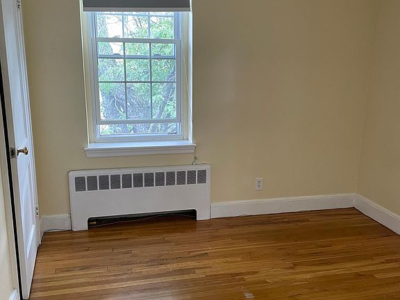 4th image of 23 Englewood Ave APT 6