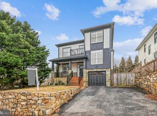 2500 12th St N, Arlington, VA 22201