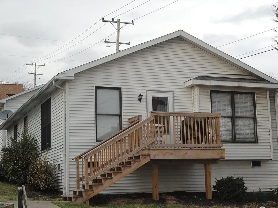 1223 Richwood Ave
