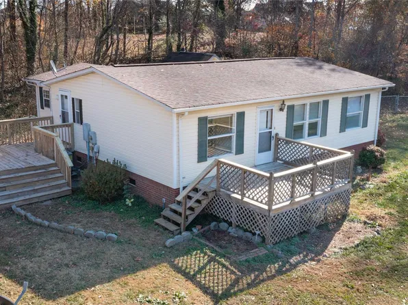 215 Coulter St, Morganton, NC 28655