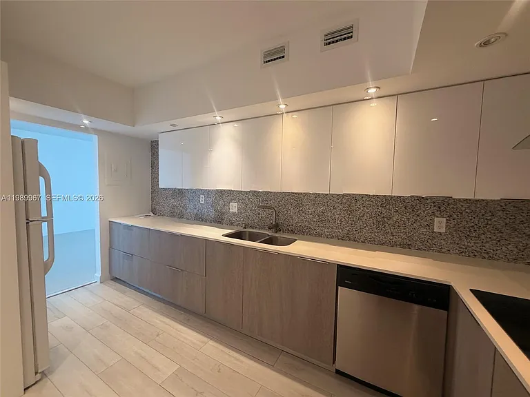 4001 S Ocean Dr #8H — Photo 7