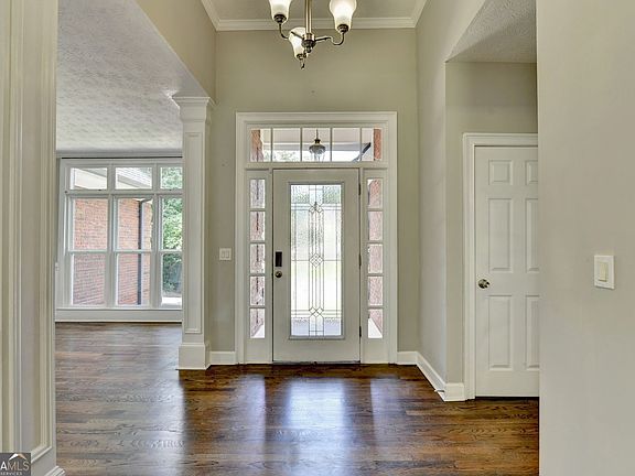 5th image of 5730 Elm Tree Dr