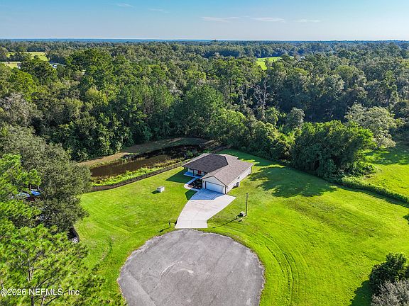 3rd image of 14217 CAMELOT Place