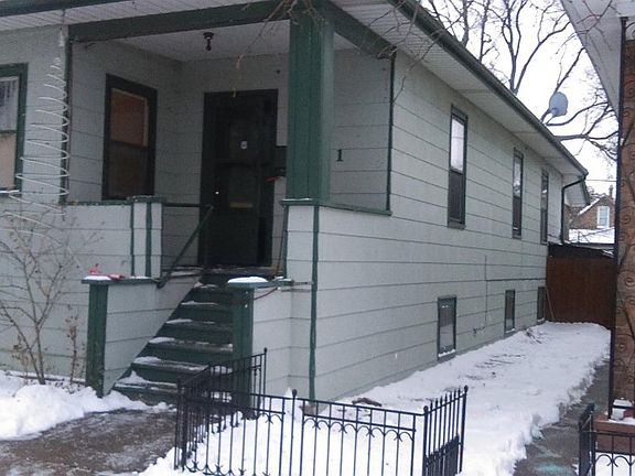3rd image of 4911 W Wrightwood Ave