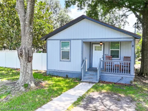 921 W Winifred St, Avon Park, FL 33825