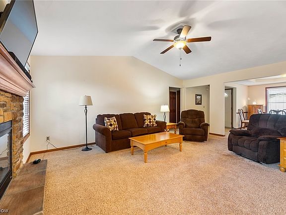 5th image of 4830 Heritage Dr