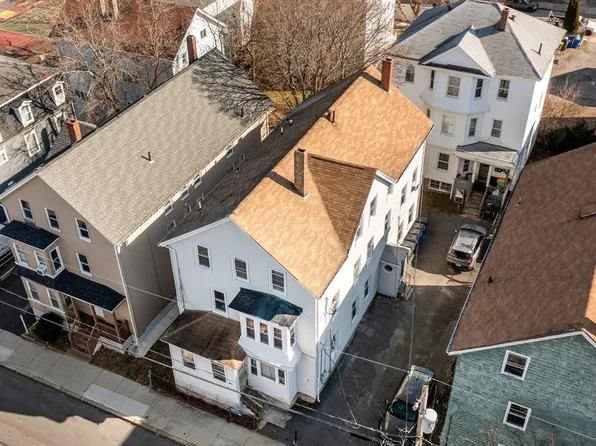 502 4th St, Fall River, MA 02721