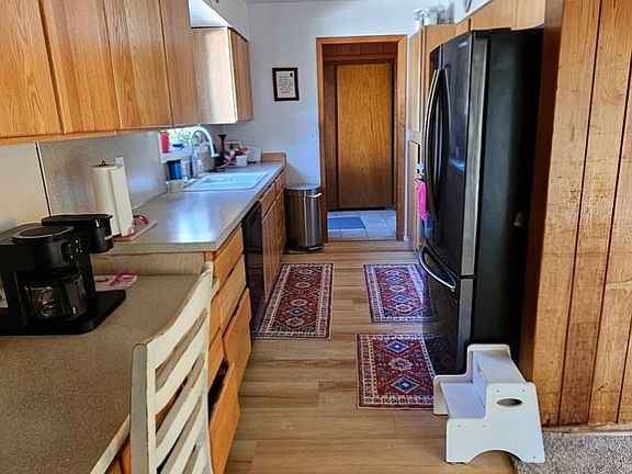 5th image of 488 Walnut Ln